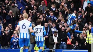 Tottenham’s relegation fears deepen as losing run extends at Fulham Tottenham’s relegation fears deepen as losing run extends at Fulham