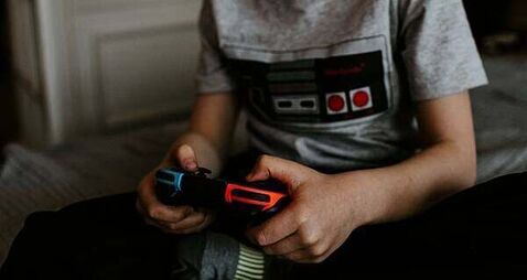 Nearly 90 per cent of parents worried about children's screen time