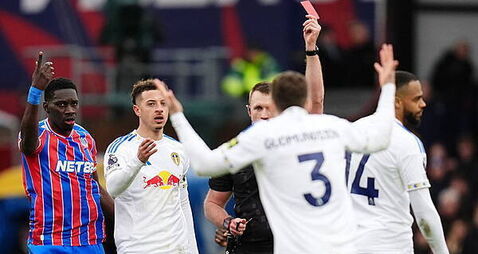 Crystal Palace held to a goalless draw by 10-man Leeds