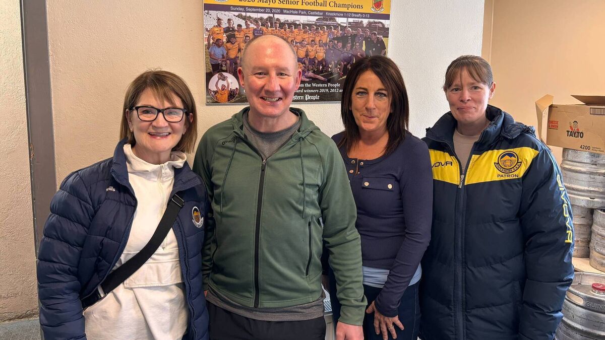 GAA legend pays visit to Mayo club's facilities