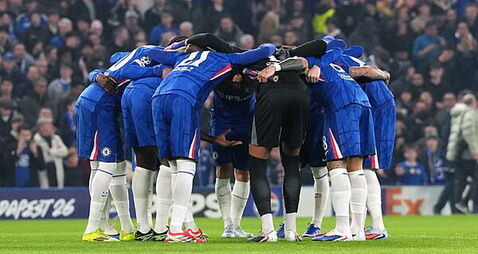 Chelsea modify pre-match huddle to not include the ball after weekend drama