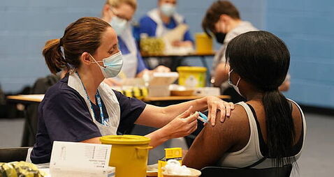 No signs of meningitis disease outbreak in UK affecting Ireland, says HSE