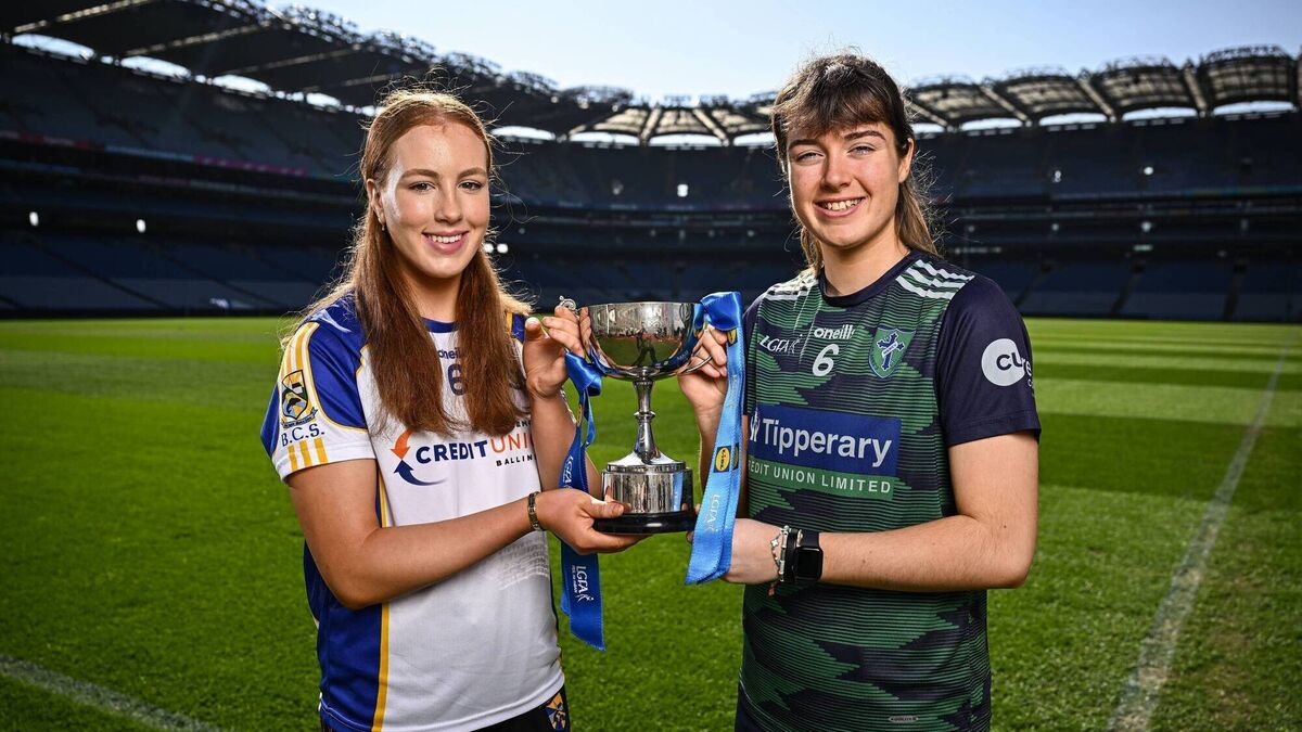 Ballinrobe girls playing the generation game