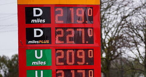 Government to cut excise duty on petrol and diesel amid high energy prices