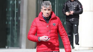 Teenager stabbed in neck suffered brain damage due to blood loss, murder trial told Teenager stabbed in neck suffered brain damage due to blood loss, murder trial told