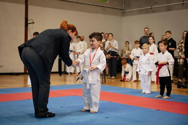 National Governing Body referee Leona McFadden presenting MKA student Jack English, age 5, who had his first ever Karate competition with Mayo Karate Academy. National Governing Body referee Leona McFadden presenting MKA student Jack English, age 5, who had his first ever Karate competition with Mayo Karate Academy.