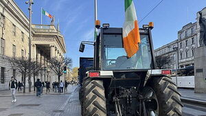 Defence Forces called in to assist gardaí dealing with fuel protests