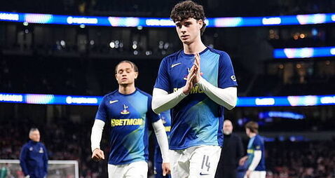 Tottenham players urged to follow example of Archie Gray in relegation battle