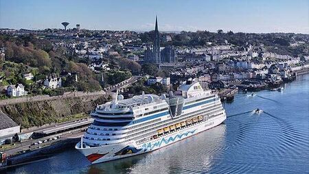 Cork cruise season sets sail as Shannon Airport marks United Airlines milestone