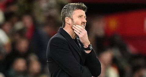 Michael Carrick fumes at ‘absolutely shocking’ Lisandro Martinez dismissal