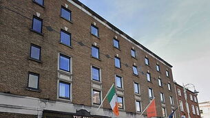 Tributes paid as victims of fatal Mayo crash named Tributes paid as victims of fatal Mayo crash named