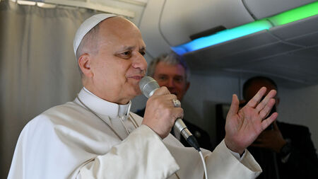 Two Americans living on different planets