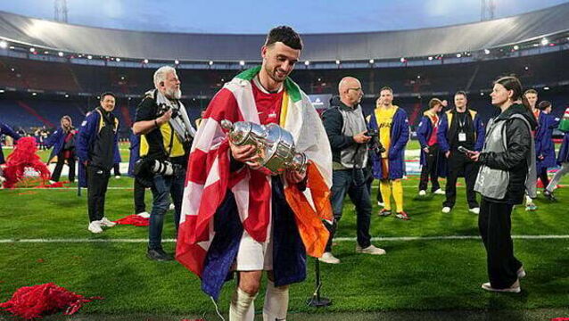 Troy Parrott helps AZ Alkmaar land Dutch Cup