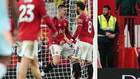 Manchester United hold on to beat Brentford and close in on Champions League