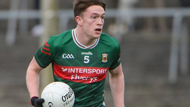 Fenton on the double for victorious Davitts