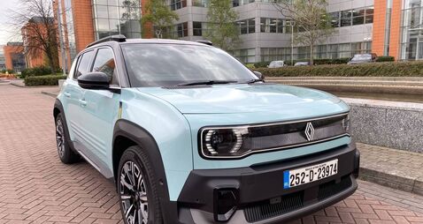 R4 E-Tech is inspired by iconic Renault 4