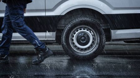 Van drivers are warned about tyre defects
