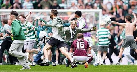 Celtic crush Hearts’ dreams as late win clinches fifth straight title