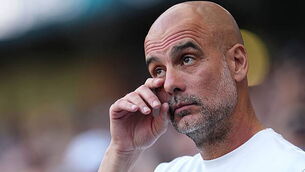 Crystal Palace held to a goalless draw by 10-man Leeds