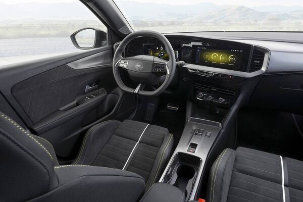 In the interior, the driver and front passenger sit on special black GSE Alcantara performance seats with integrated headrests. In the interior, the driver and front passenger sit on special black GSE Alcantara performance seats with integrated headrests.
