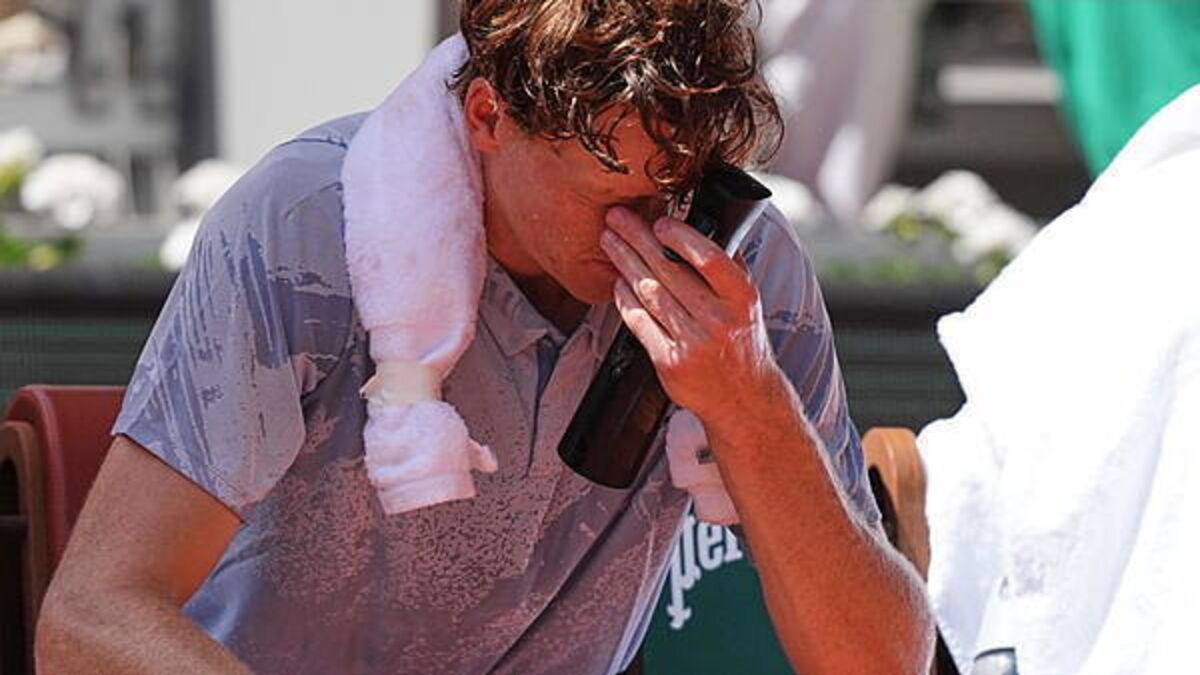 Jannik Sinner suffers stunning French Open exit as heat takes toll