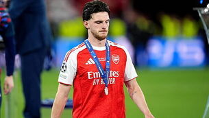 Arsenal to ease Champions League heartbreak with open-top bus parade