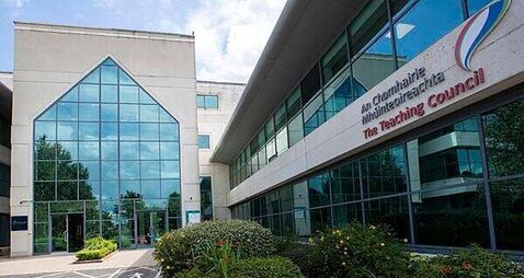 Teacher who falsely accused colleague of viewing explicit images allowed to remain on register