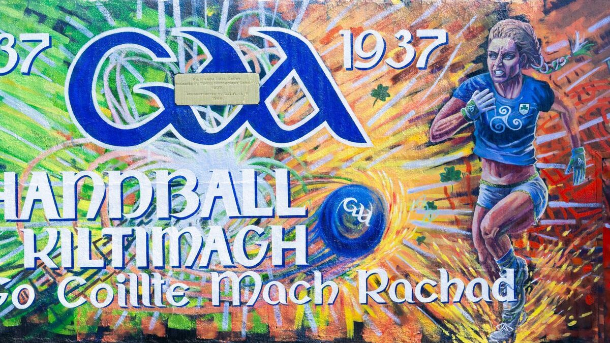 Local Notes: Stunning new mural completed in Kiltimagh