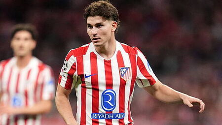 Real Madrid have €150m offer rejected for Julian Alvarez
