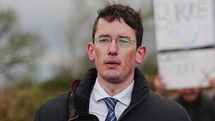 Woman (30s) killed and two injured in Co Donegal crash Woman (30s) killed and two injured in Co Donegal crash