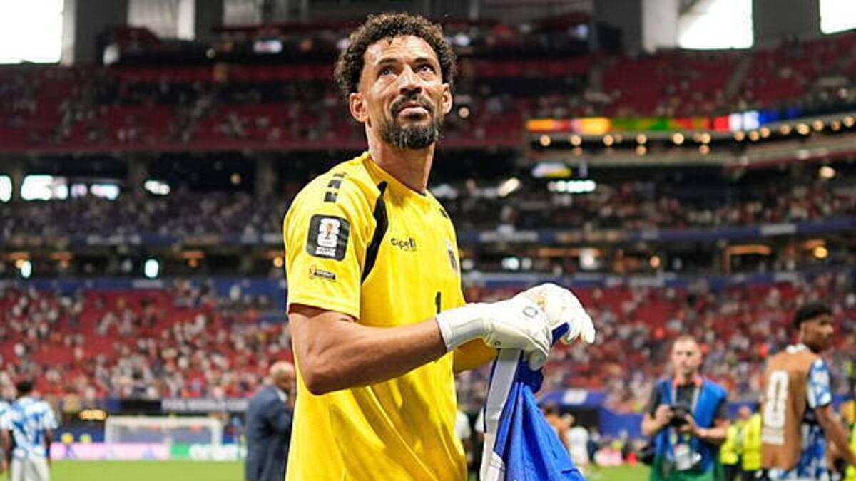 Cape Verde goalkeeper Vozinha’s mother gets visa to attend World Cup