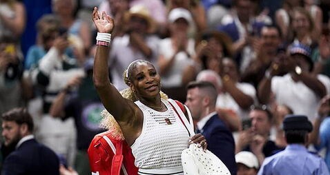 Serena Williams an injury doubt for Wimbledon doubles with Venus