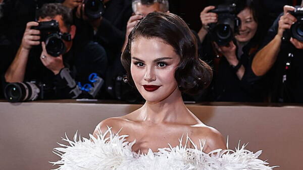 Taylor Swift wedding: Selena Gomez and Lena Dunham dress to impress