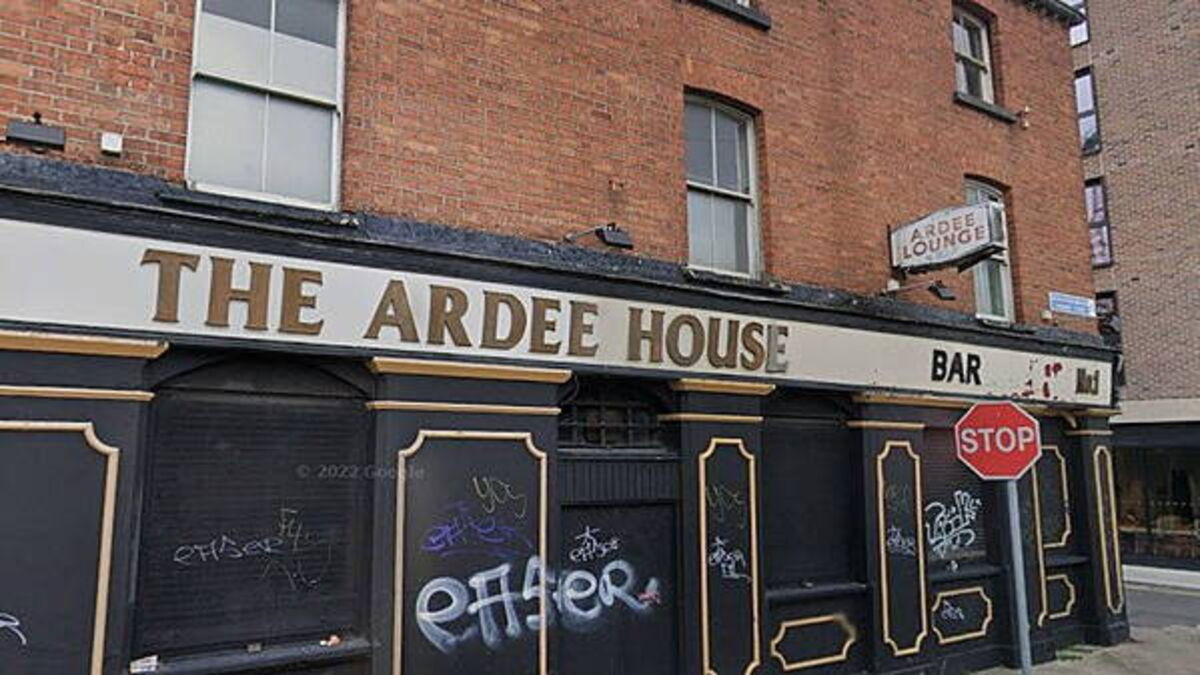 Repossession of pub occupied by activists following arrest of two men
