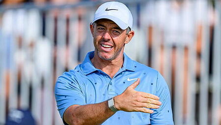 Rory McIlroy maintains share of the lead at Scottish Open