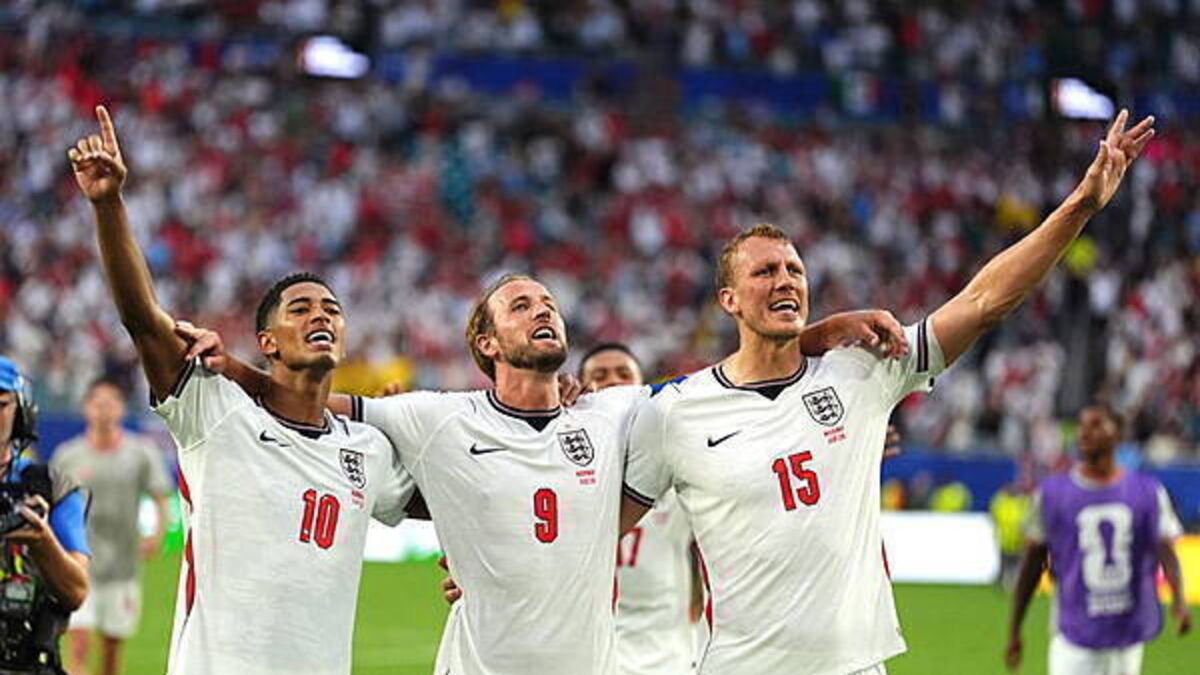 Harry Kane insists there is ‘complete togetherness’ in England World Cup squad