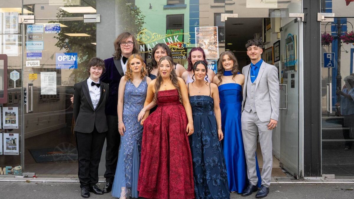 Local Notes: Ballyhaunis students enjoy graduation evening 