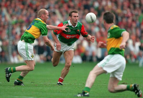 Colm McManamon is tackled by Liam O'Flaherty of Kerry during the 1997 All-Ireland SFC Final at Croke Park.	Picture: INPHO/Patrick Bolger