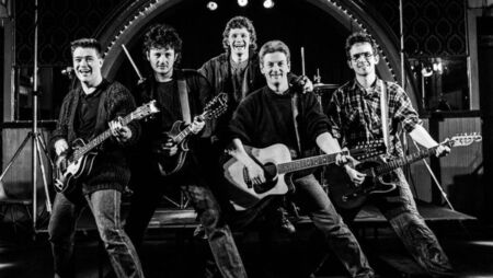 The Saw Doctors’ Mayo anthem soars to top of Spotify charts