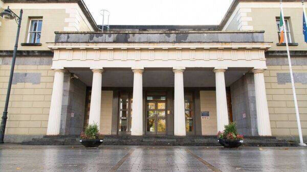Rural legal firms in danger of 'terminal decline'