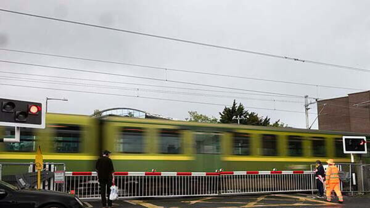 Trains suspended between Thurles and Limerick Junction