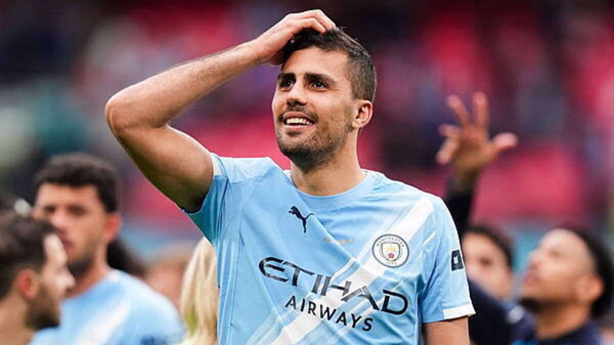 Spain midfielder Rodri lands in Barcelona ahead of ‘dream’ move from Man City