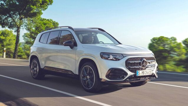 Mercedes-Benz launches two new models