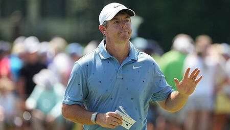 Rory McIlroy heads back to range after slipping off the pace at BMW Championship