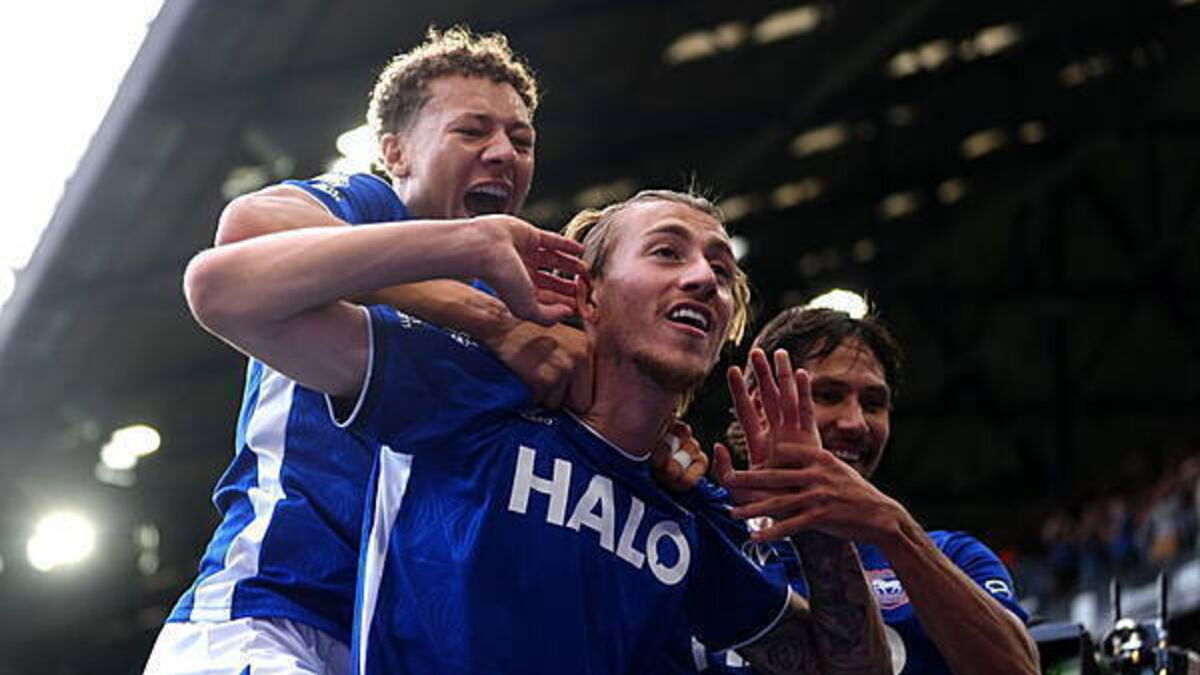Jack Clarke fires Ipswich to late victory over Sunderland