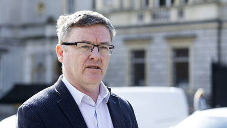 Figures show thousands of people not getting timely access to cancer care, TD says