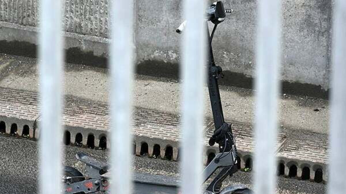 Teenager charged over e-scooter crash that left boy (9) with severe leg injuries in Kildare