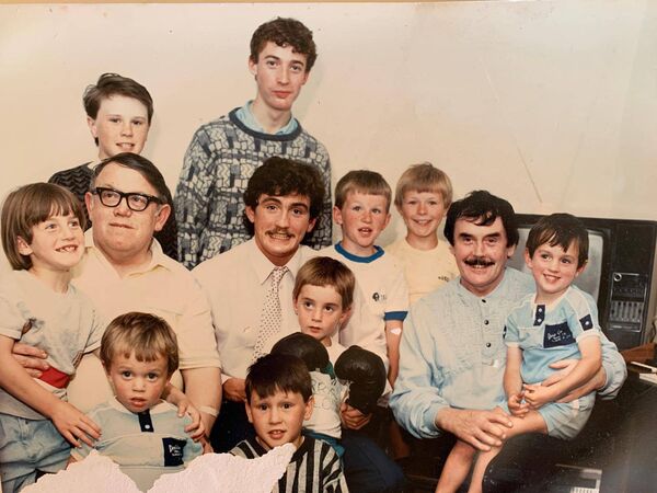 Pictured with Barry McGuigan and his father Pat are Maria Costello, Eamon Shevlin, Alan Coyle, Simon Murphy, Michael Donnelly, Liam Costello, Michael Murphy, Michael Coyle, Shane Coyle and Henry Coyle.