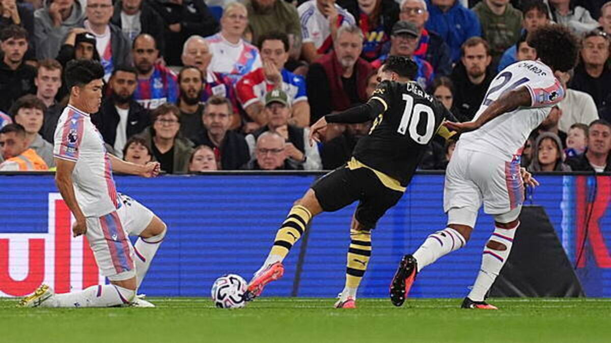 Rayan Cherki and Erling Haaland at the double as Man City cruise to victory