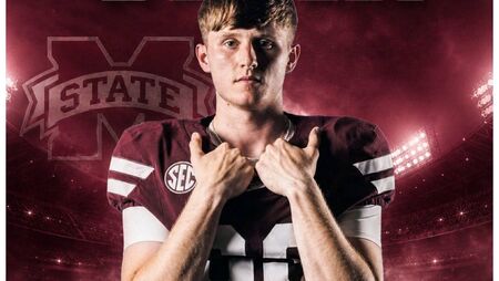 Former Ballina student secures American Football deal 